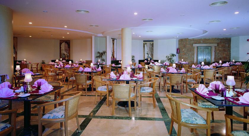 Parrotel