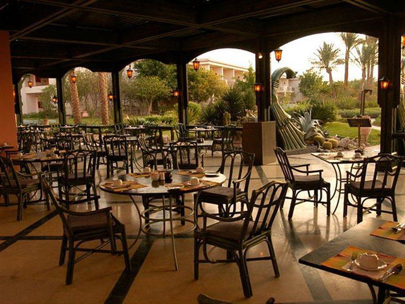 אתר נופש Parrotel 5*